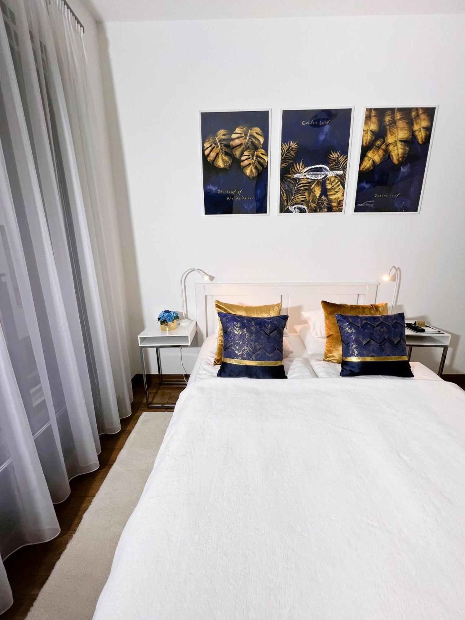Luxe Central Studio With Pool, Parking & Ac Budapest Exterior photo